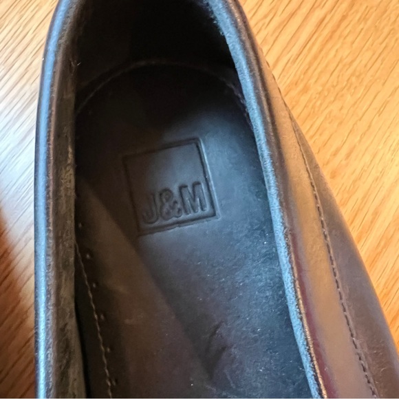 Johnston & Murphy Cort Venetian Slip-on - Picture 2 of 9